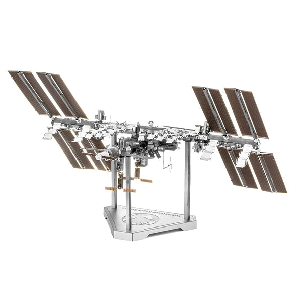 International Space Station - ICONX - Metal Earth 3D Model Kit